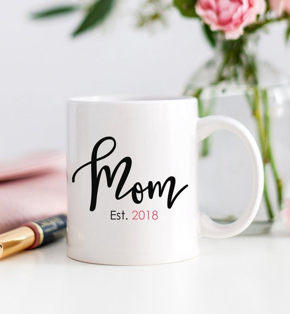 mom est 2018 mug