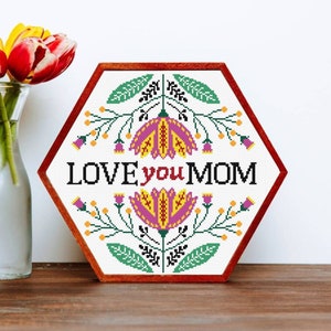 Te amo mamá Patrón de punto de cruz PDF, Flores populares Regalo del Día de la Madre, Gráfico de bordado contado moderno, Descarga digital