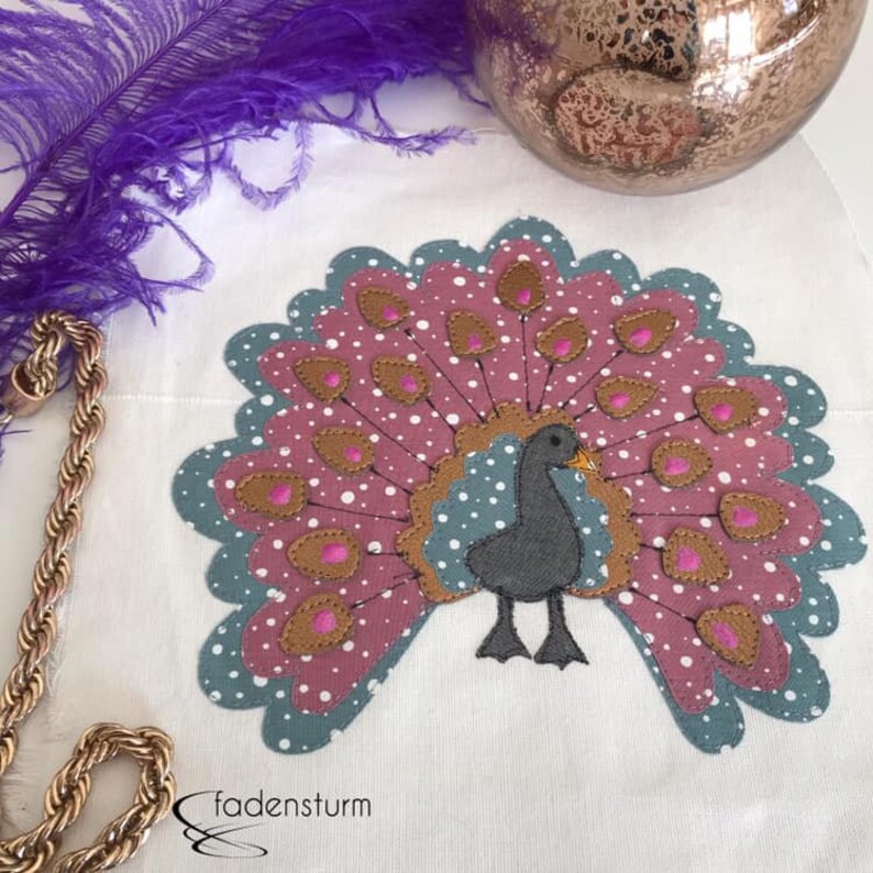 Pfau Paula Applikationsvorlage PDF Printable