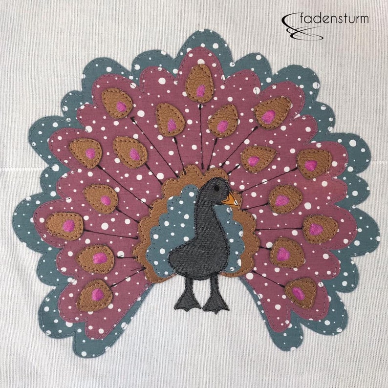 Pfau Paula Applikationsvorlage PDF Printable