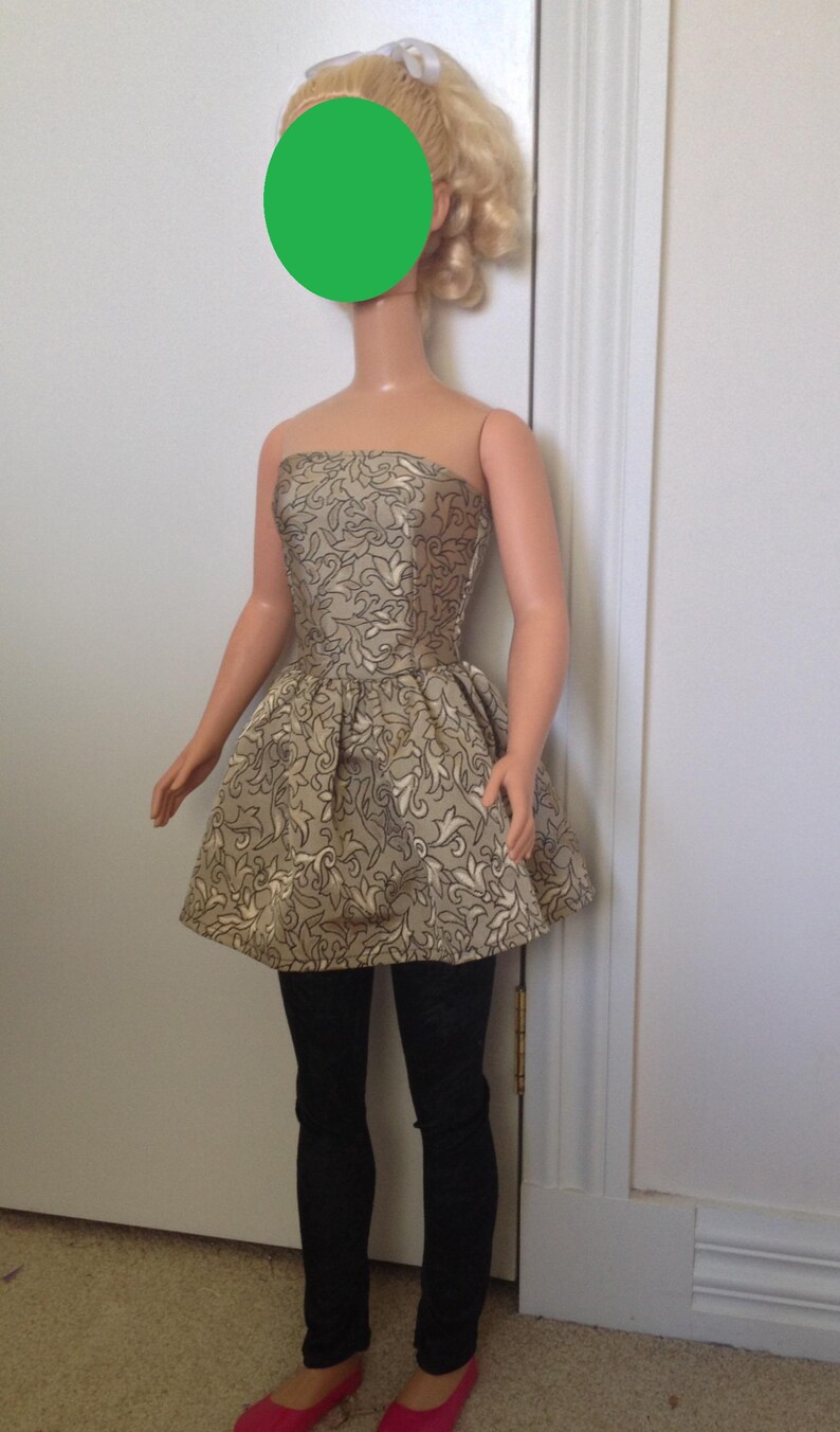 Summer dresses pattern for 36" to 38" Fashion Doll image 4