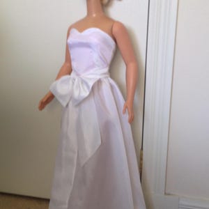Summer dresses pattern for 36" to 38" Fashion Doll image 3