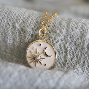 月と星のチャームネックレスネックレス • 宇宙ペンダントネックレス • 月ネックレス • 星ネックレス • 誕生日プレゼント • ブライズメイドギフト