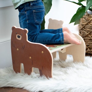 Woodland Step Stool for Kids, Toddler Step Stool with Name, Childrens Bear Step Stool, Easter Gift for Kids, Bathroom Kitchen, Children