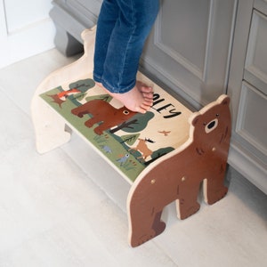 Woodland Step Stool for Kids, Toddler Step Stool with Name, Childrens Bear Step Stool, Easter Gift for Kids, Bathroom Kitchen, Children