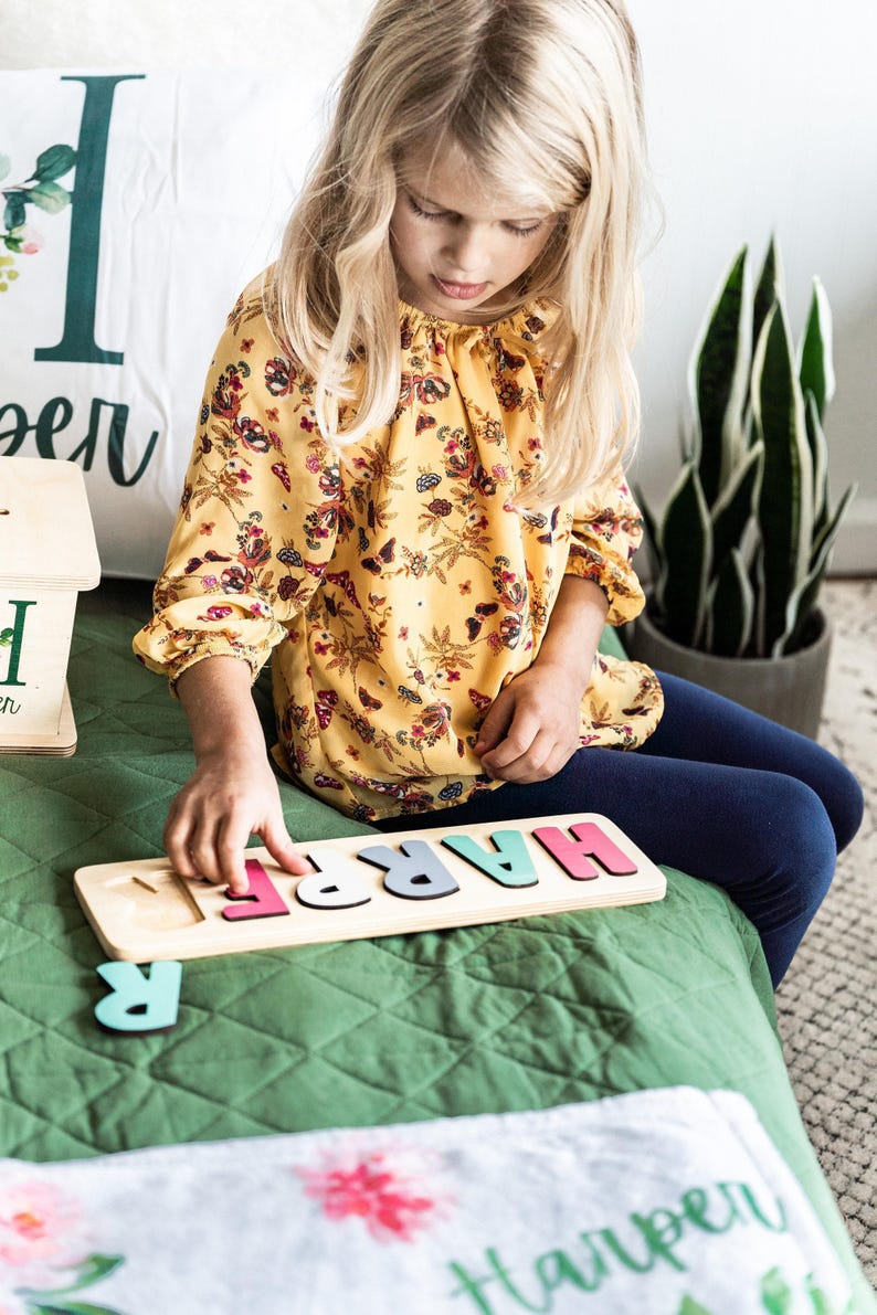 Casse-tête prénom en bois, Cadeau de la Saint-Valentin, Cadeaux de Pâques, Casse-tête personnalisé pour fille, Jouets éducatifs, Petite fille, Cadeau d'anniversaire image 10