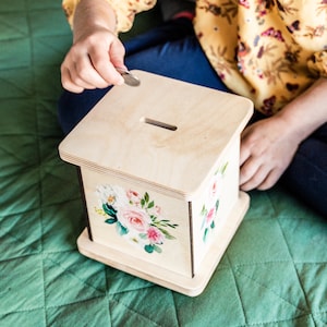 Personalized Piggy Bank, Easter Gifts For Girl, Floral Nursery Decor, Flower Girl Proposal, Girls Birthday, Wooden Money Box, From Grandma
