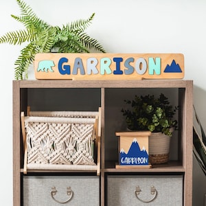 Rompecabezas de madera para niños con nombre, oso y montaña (letras personalizadas)