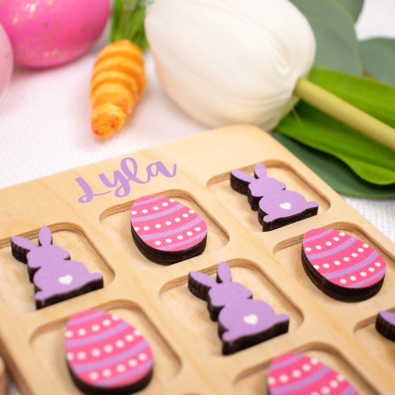 Tres en raya de Pascua, rellenos para cestas, regalo de Pascua para niños, juego de madera para niños, regalo personalizado, conejito, para niñas y niños imagen 2