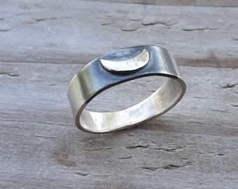 Crescent Moon Goddess Ring | Witch Jewelry | Witch Ring | Pagan Wiccan Goddess jewelry | Oxidized Silver Moon Ring | Crescent Moon Ring