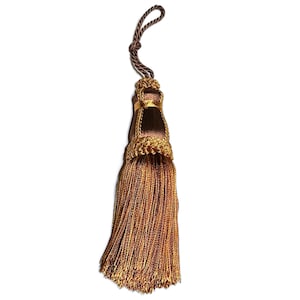 6” Key Tassel Loop Detail Neutral Color Lamps Accent Furniture Old World Vintage Charm