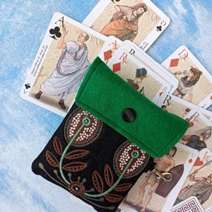 PROMO: 52 antike Figurenkarten mit besticktem Etui