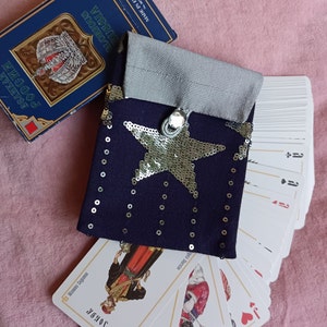 jeu de 54 cartes avec étui étoilé argent pour femme