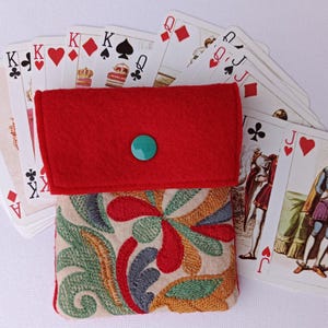 jeu de 54 cartes les Rois de France- Grimaud avec étui  brodé