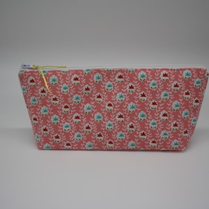 Floral Needle Pouch, Crochet Hook case, DPN zippered bag, Needle organiser, Crochet Hook organiser, knitting accessories pouch, BumpyCrafts