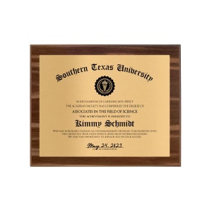 Placa de diploma de graduación personalizada en nogal