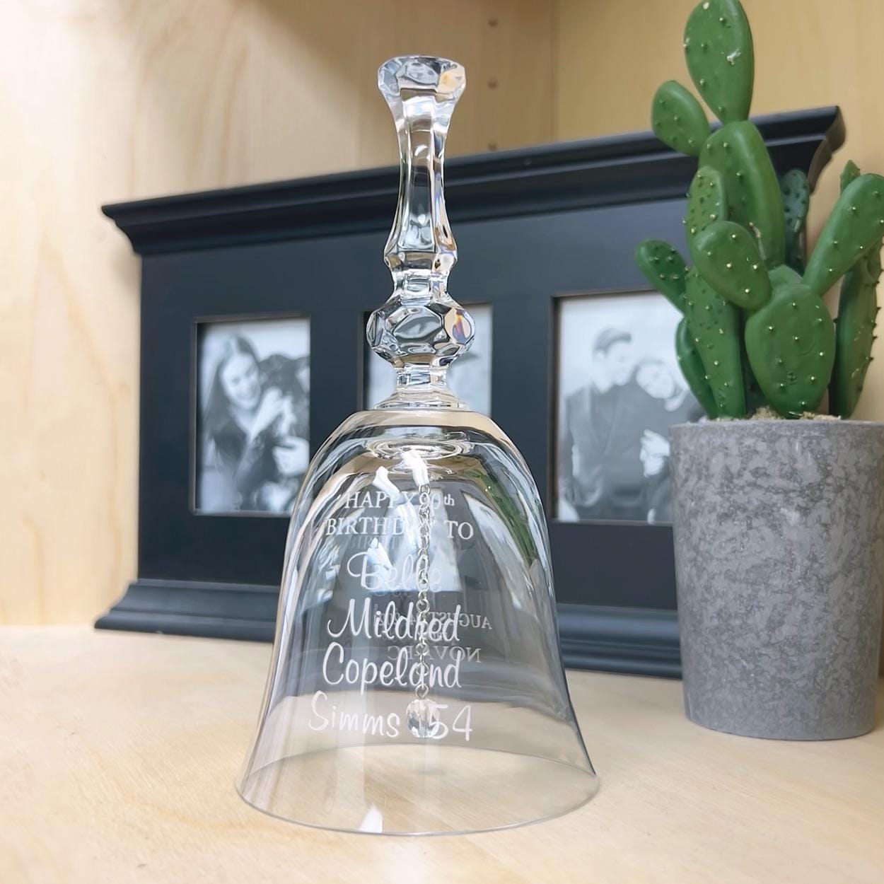 L.W.C.−Love To Share（Crystal Bell 01) Crystal Bell - Etsy