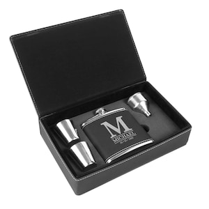 Engraved Leather Flask Set and Gift Box, Personalized, Groomsman Gift, Retirement Gift, Father&#39;s Day