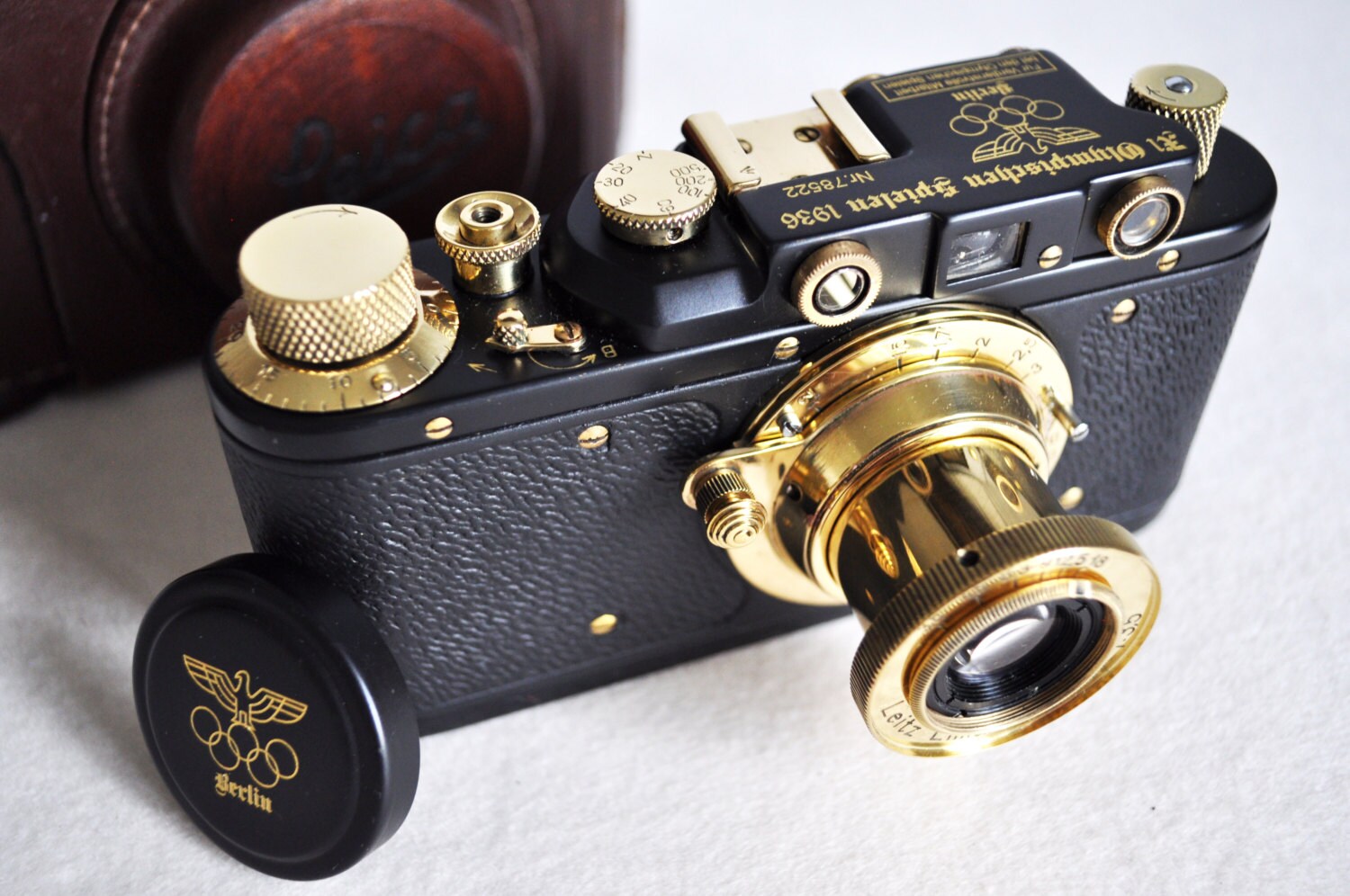 Leica II Engraving 