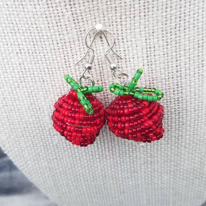 SLigHtLy MaGiCaL beaded radish earrings Etsy