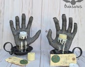 Slightly Dark MaGiCaL Glory Hand treasure