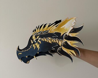 Drachenhandpuppe – Harpune – Handbemaltes Papier-Drachen-Geburtstagsgeschenk – Halloween-Kostümaccessoire – @kali_Scales Art