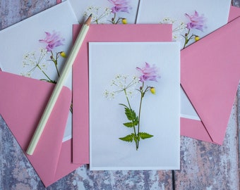 Columbine and Cow Parsley Wildflowers Notelets Set - 4 Postcard-style Notelets with Pink Envelopes, Wildflower Note Cards Set