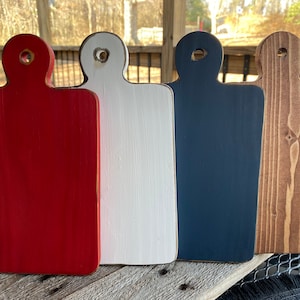 Americana Medium Tall Board