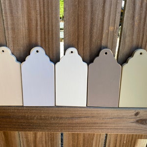 Small Neutral Scallop Boards