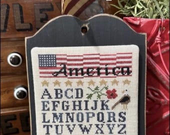 40 Count Patriotic Alphabet Board