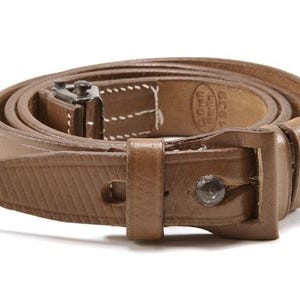 HUNTER COMPANY 200 1 IN BROWN LEATHER RIFLE SLING MILITARY STYLE SHORTER