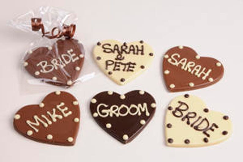 Chocolate Placename Heart Shaped with Personalised Names Bild 1