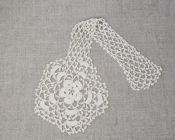 Vintage women's neckpiece or jabot. Hand crochete… - image 1