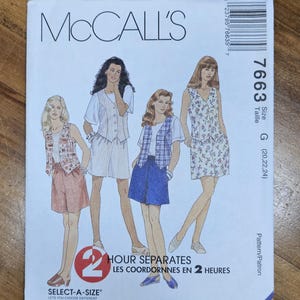 May include: McCall's sewing pattern featuring illustrations of women's separates. The pattern includes options for tops and bottoms, with the text "2 Hour Separates" and "Select-A-Size". The pattern size is G (20,22,24).