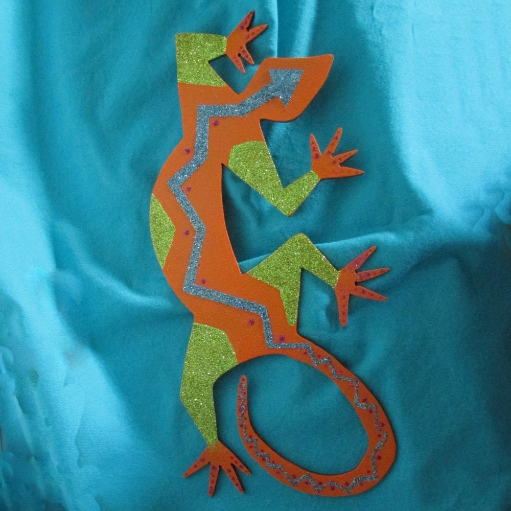 HONGLAND Metal Gecko Yard Wall Art ,12 Inch Outdoor Boho Lizard Wall Decor For Garden Fence Blue