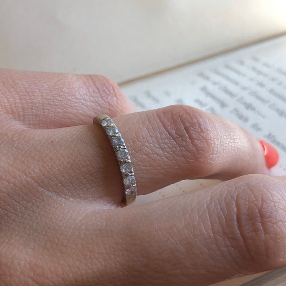 0.30 Carat Twist Shank Solitaire Diamond Engagement Ring - OROGEM Jewelers
