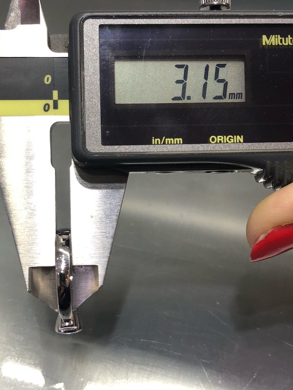 Three Stone Ruby Ring - Past Present and Future -… - image 10