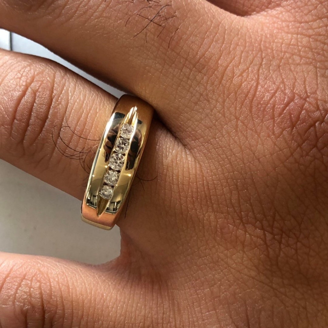 Men's 5 stone wedding band clearance