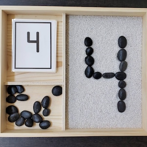Bandeja de arena con letras y números, motricidad fina, regalo para niños, aula Montessori, Reggio Emilia, recursos para docentes