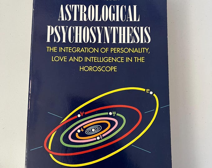 Astrological Psychosynthesis: The Integration of Personality, Love and Intelligence in the Horoscope by Bruno Huber Gently Used Paperback