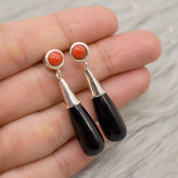 Small Carnelian Drop Round Top Earrings Small Carnelian Drop Round Top Earrings