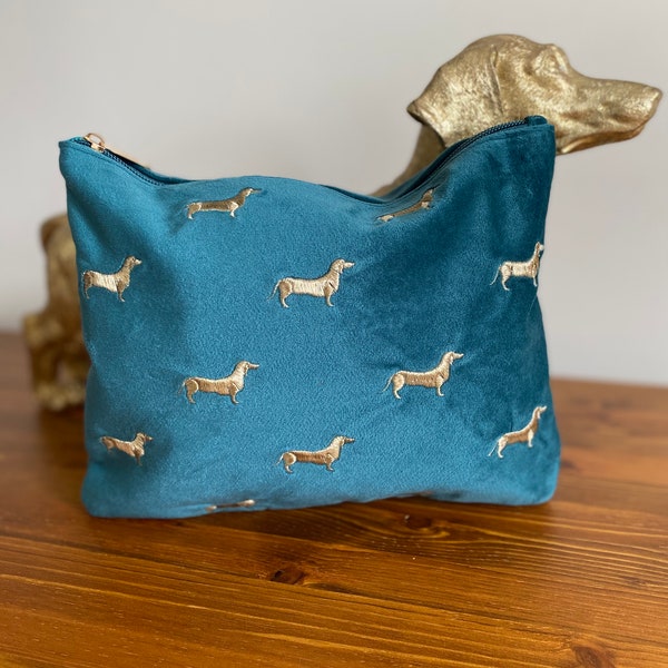 Green Velvet dachshund embroidered makeup bag, storage bag, cosmetic bag