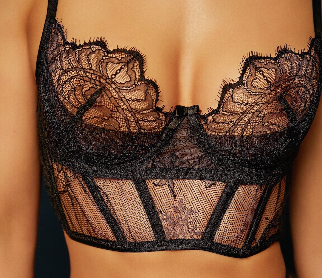 Buy New Victoria secret bra Size 36C Online Palestine