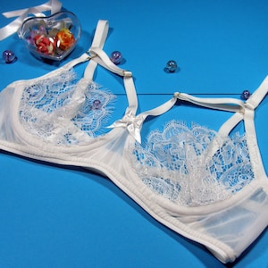 White lace bra with soft cups