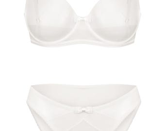 Bra and panty set