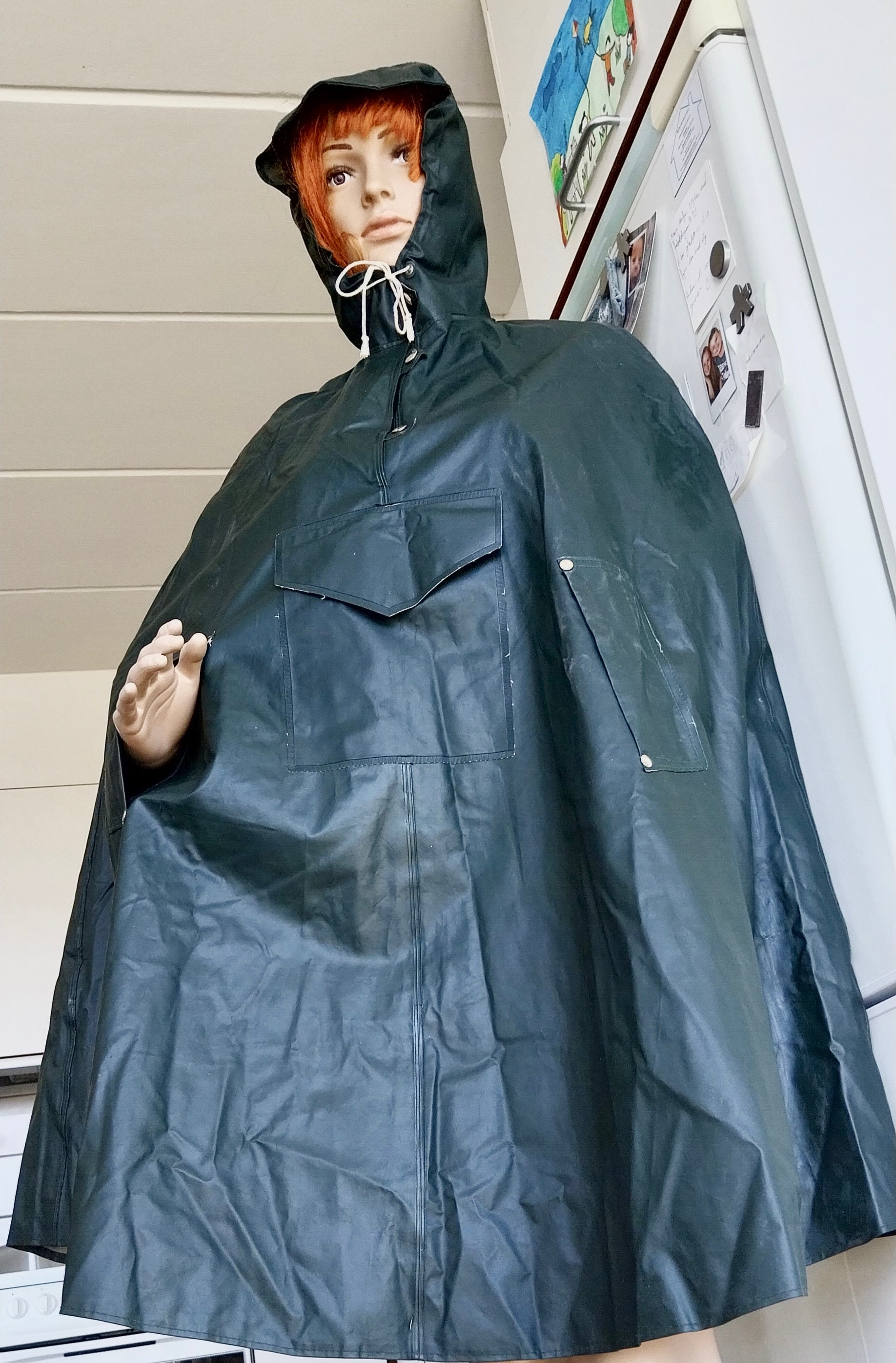 2 Poncho Antipioggia In PEVA Riutilizzabili - Taglia Unica Per Adulti Con Zaino - Per Trekking E Festival - Foto 3