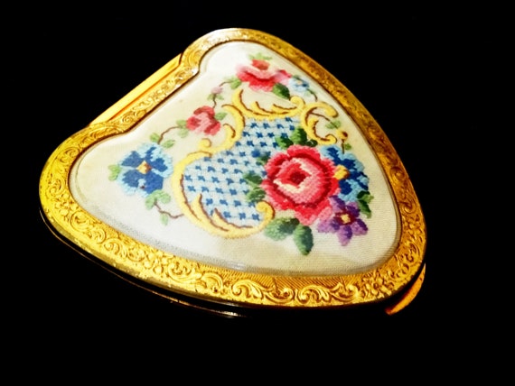 Vintage 1950s Collectable Novelty Powder Compact … - image 2