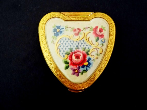 Vintage 1950s Collectable Novelty Powder Compact … - image 1