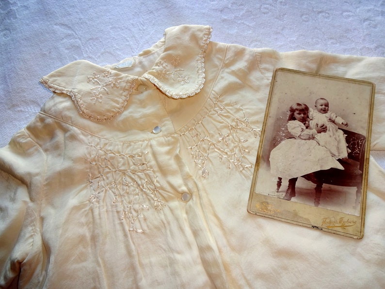 Stunning Museum Quality Antique Babies Ivory Silk Embroidered Christening Baptism Special Occassion Heirloom Coat Edwardian Era Baby/'s Coat
