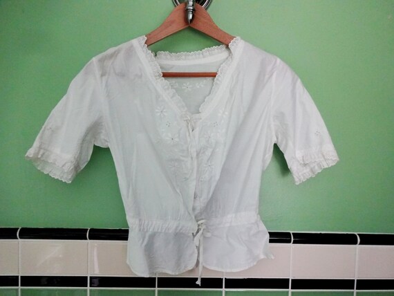 Beautiful Antique Victorian Edwardian 1900s Whitew